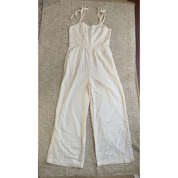 Beige linen jumpsuit old navy small cottage core coastal beach summer comfort - Picture 6 of 6